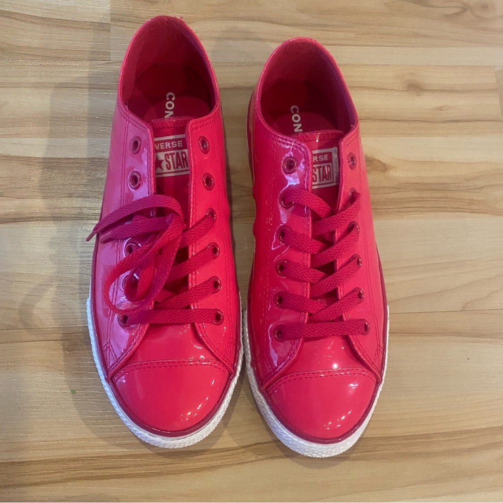 Converse Sneakers Hot Pink Patent Leather! 37.5 Barbiecore Sneakers!